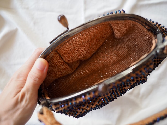 AMERICA?  1970's〜 beads tiny bag