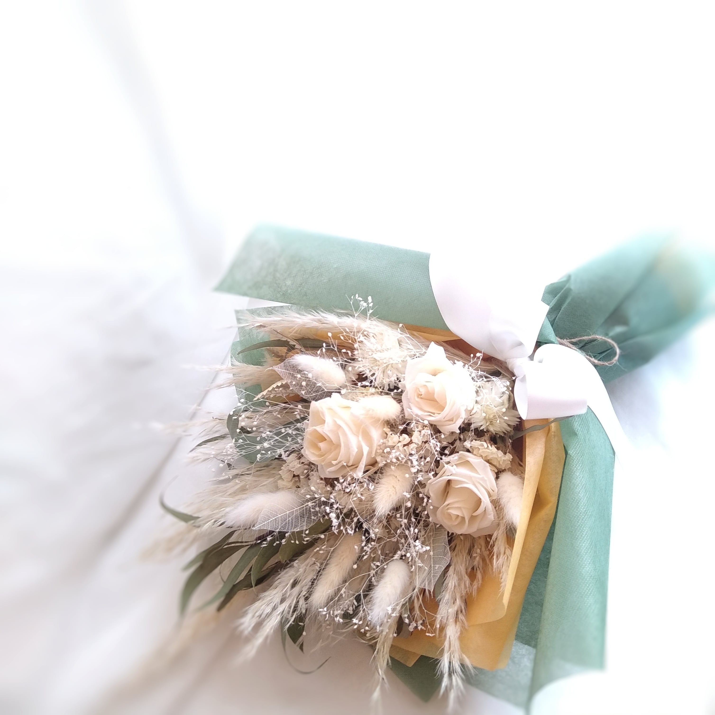 グリーンホワイトミニブーケ】ドライフラワー 写真撮影 結婚式 | 石と