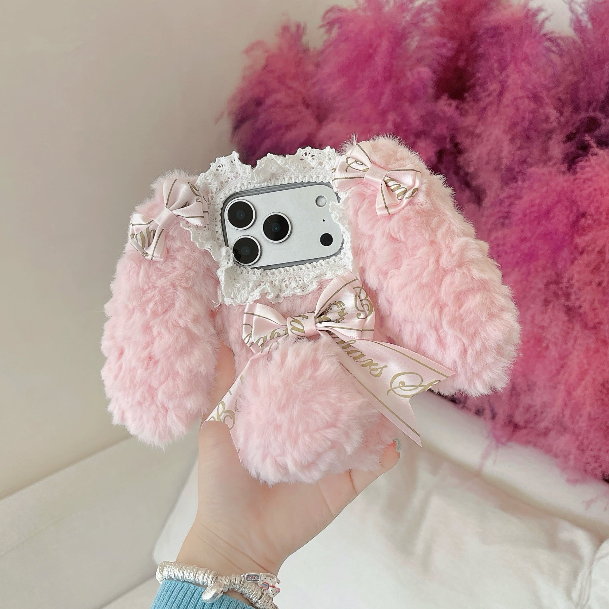 もこもこ ウサギ iPhone 17 16 15 14 13 ケース かわいい ファー