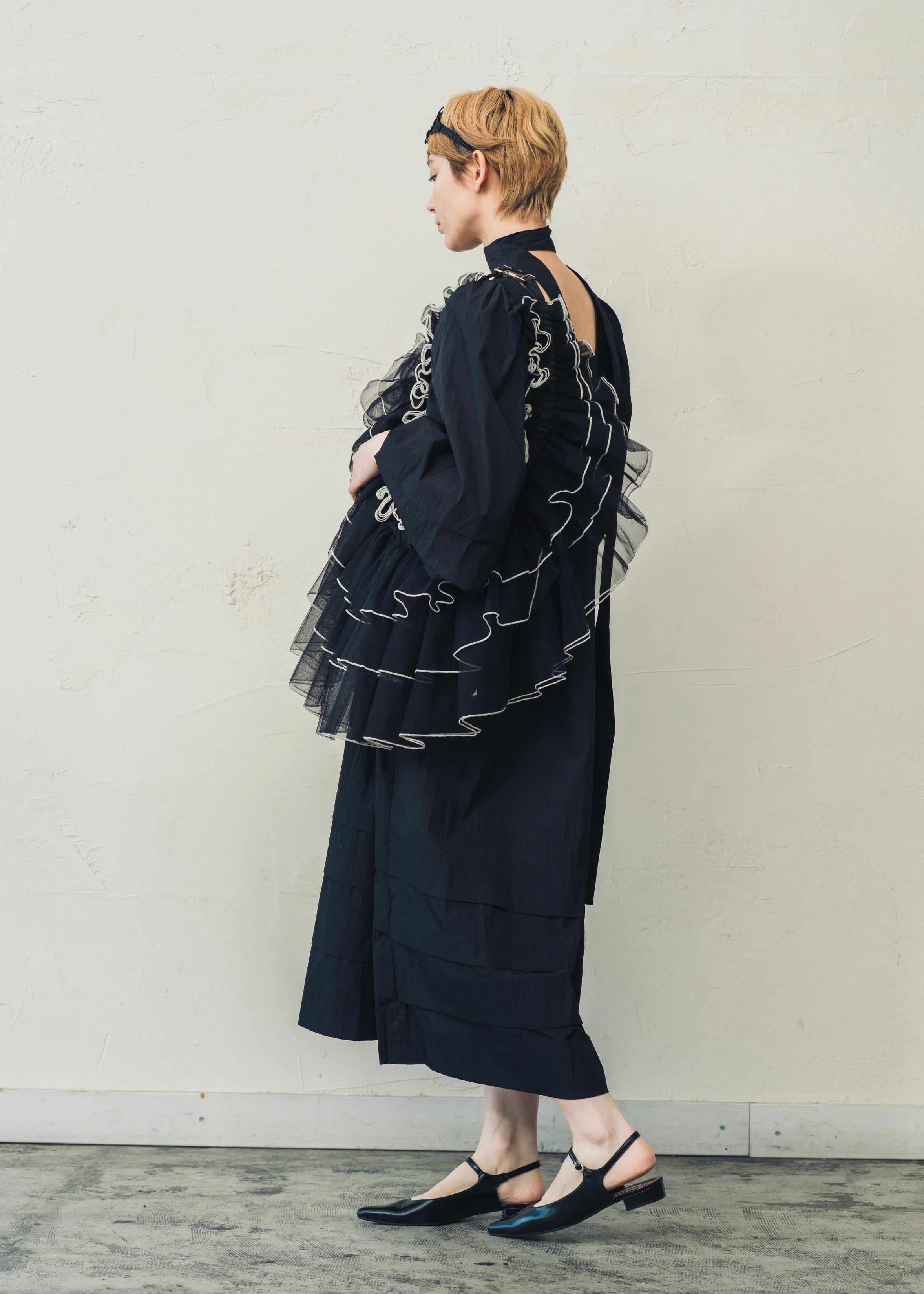 DŌRA TIER - MAXI / MELLOW BLACK | ORIENT MILLINERY