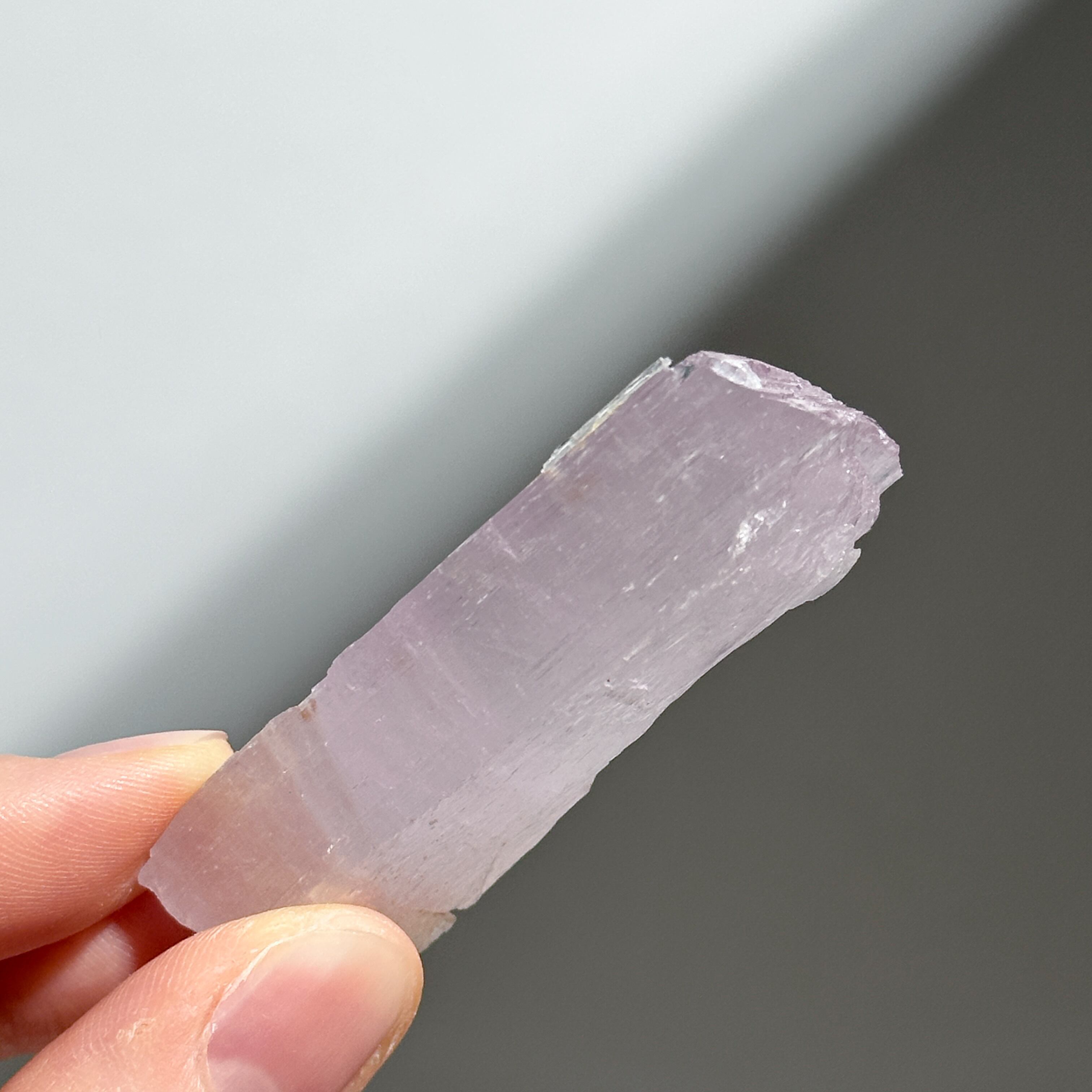 ハイクォリティ】クンツァイト 原石91◇ Kunzite ◇天然石・鉱物