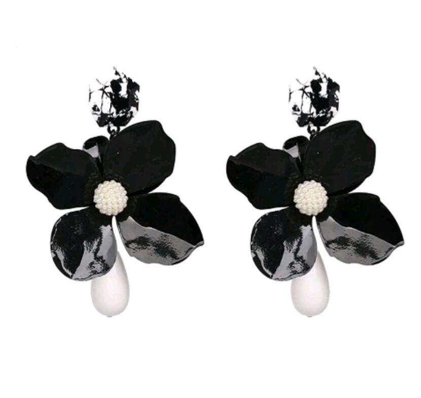 Big flower piercing《 即日発送》