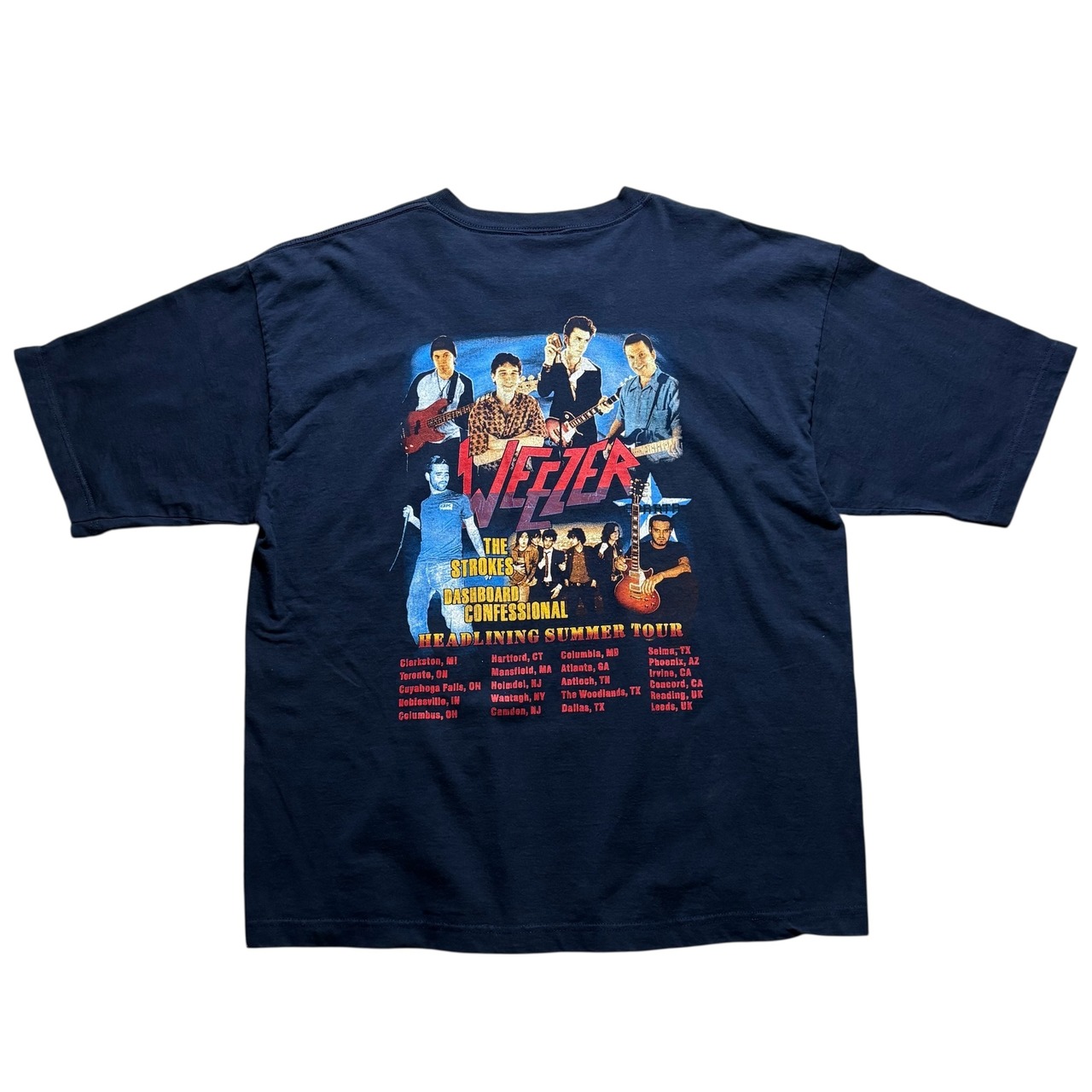 vintage 2002’s WEEZER music tour tee