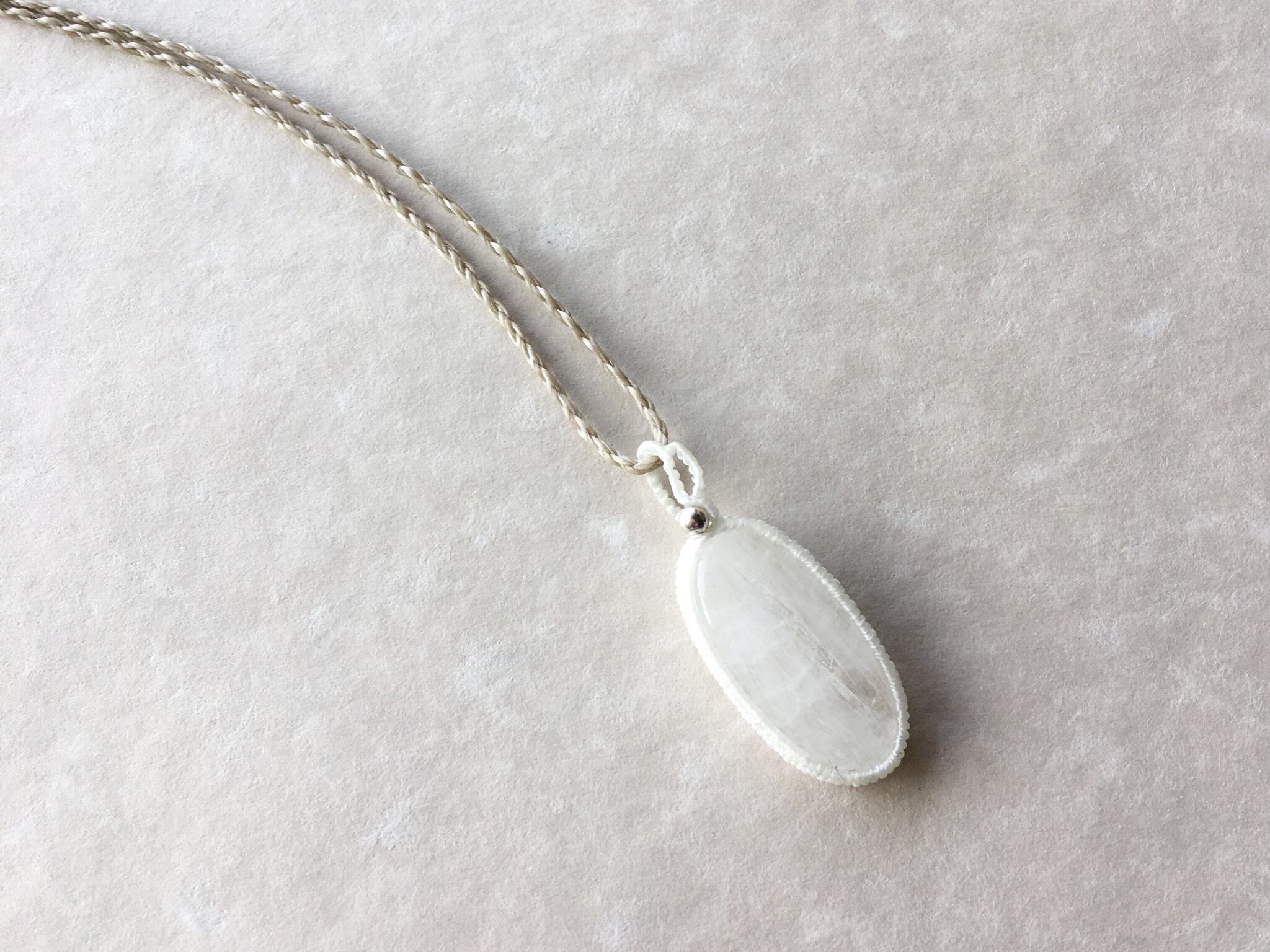 スコレサイト macramé necklace