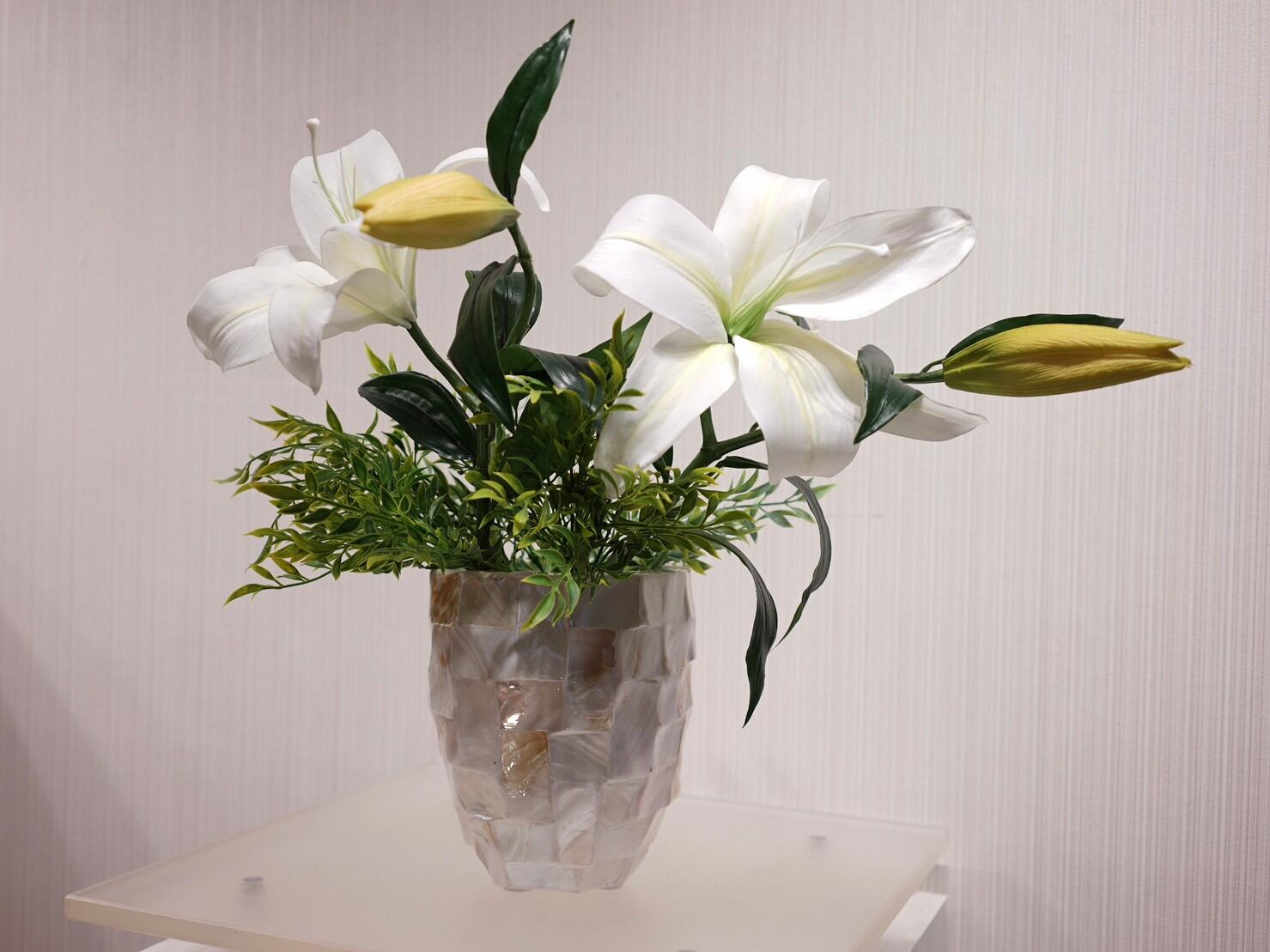 フラワーベース 花瓶 ホワイト シェル ボウル 造花付き