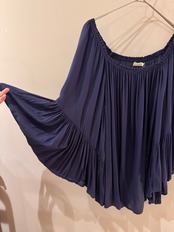 INDAH シャーリングネックギャザーチュニック