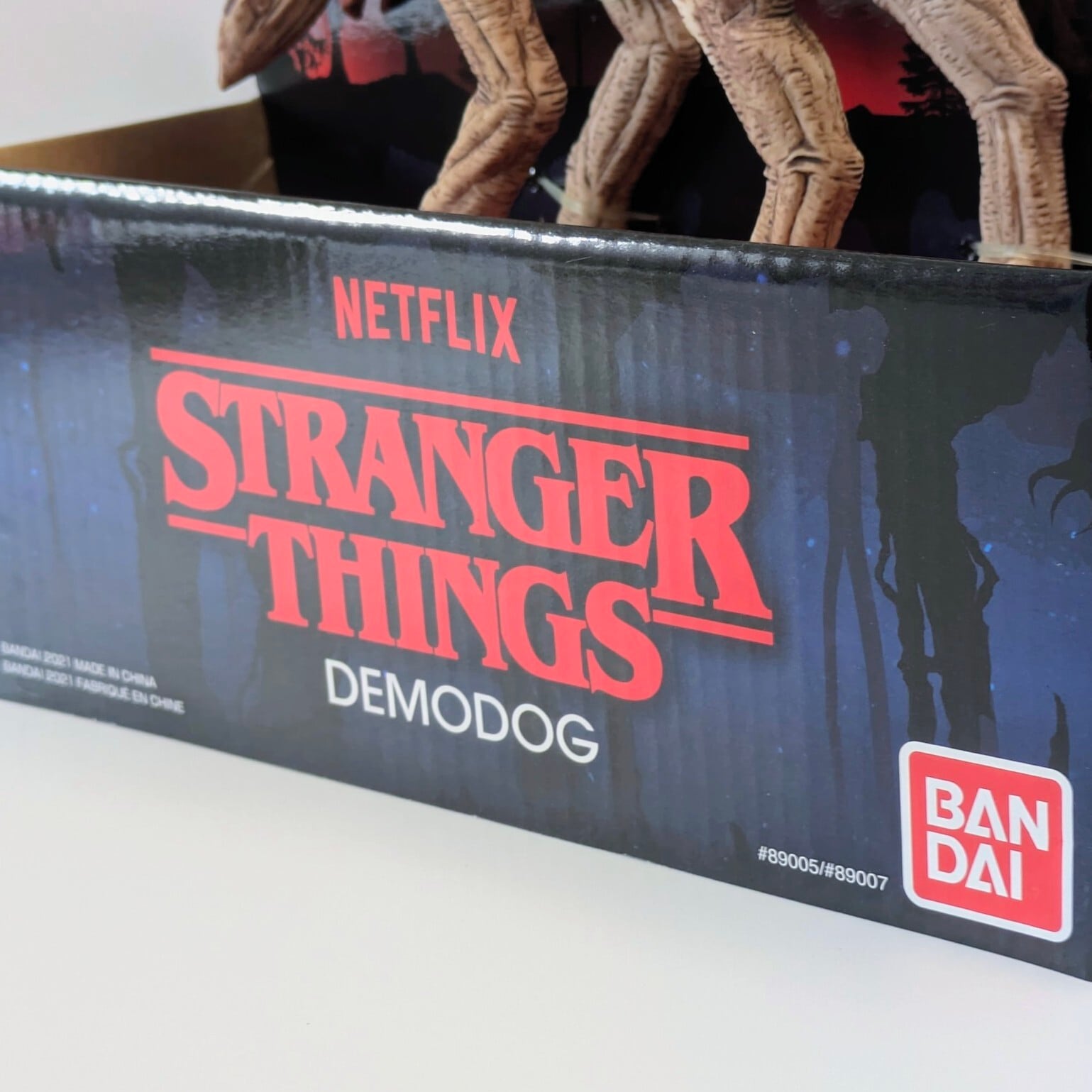 ⚡️US BANDAI LIMITED⚡️【 Stranger Things ( ストレンジャーシングス ) 】『デモドッグ / ダート』可動フィギュア / US BANDAI〚アメリカン雑貨 アメトイ〛