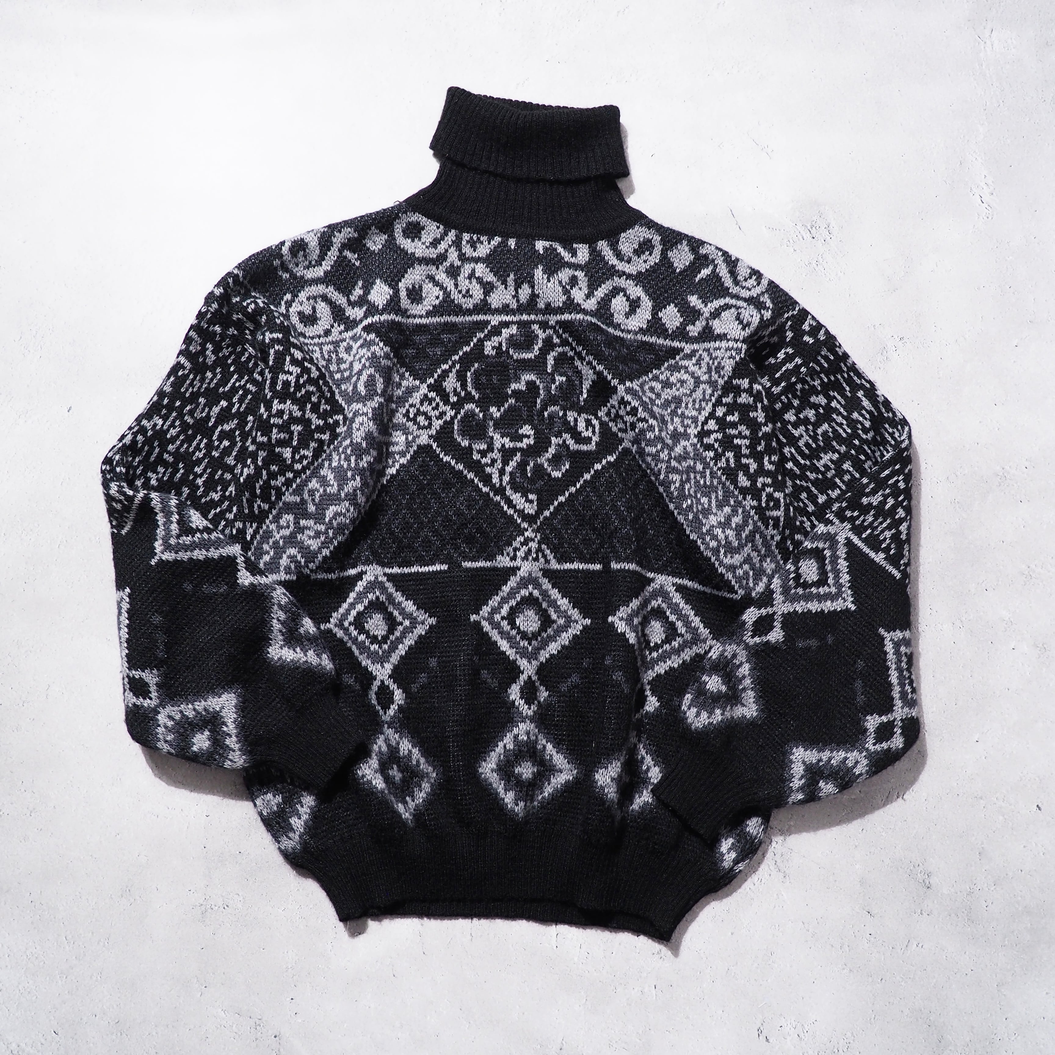 1980s " Made in Italy " vintage loose High neck knit