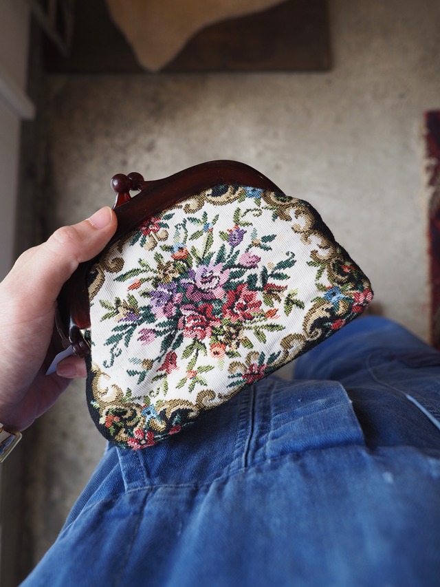 Vintage Floral Tapestry Coin Purse
