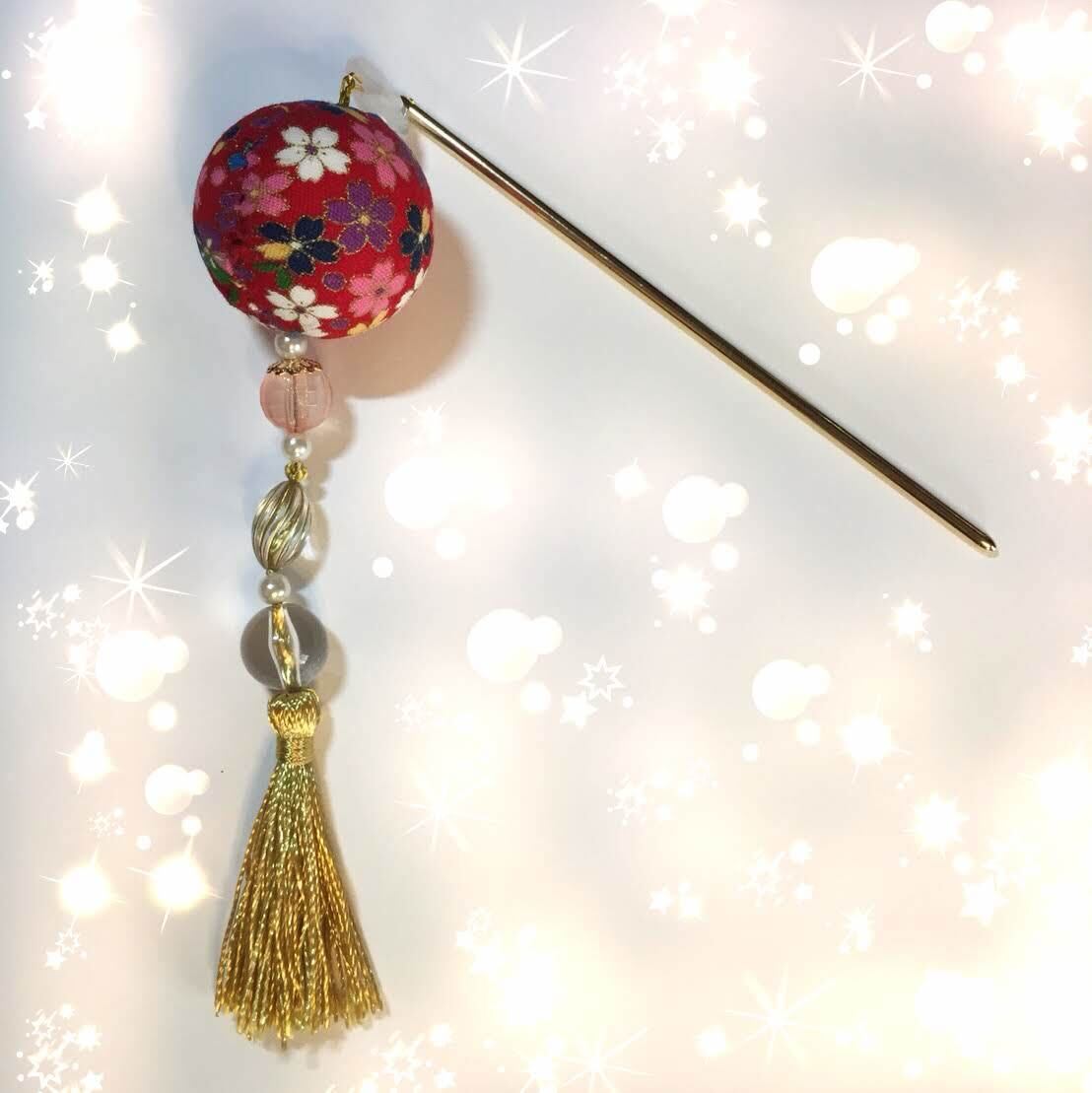 Bタイプ 和装に 赤い和柄ぼんぼりが可愛い髪飾り かんざし お祭り 花火 結婚式シーンなどに Mee Store Handmade お祭り 成人式 七五三 卒業式 名入れアクセサリー