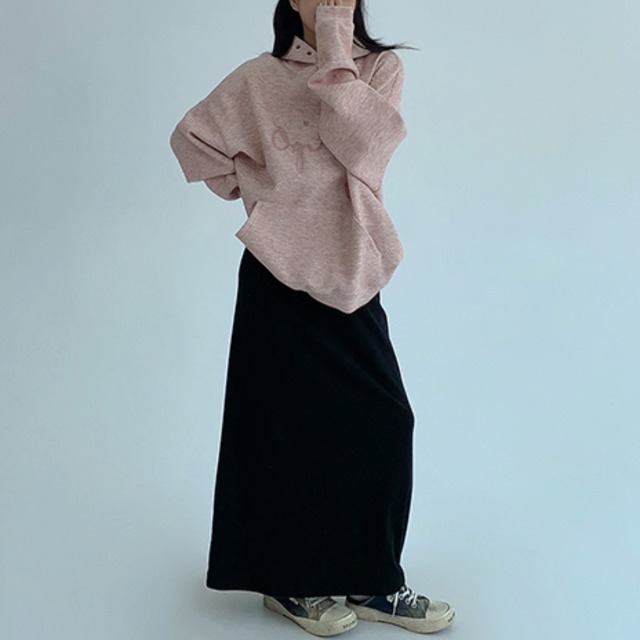 logo embroidered design hoodie　ロゴ刺繍デザインフーディー　J1560