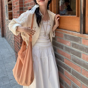 floral embroidered shirt　J00480