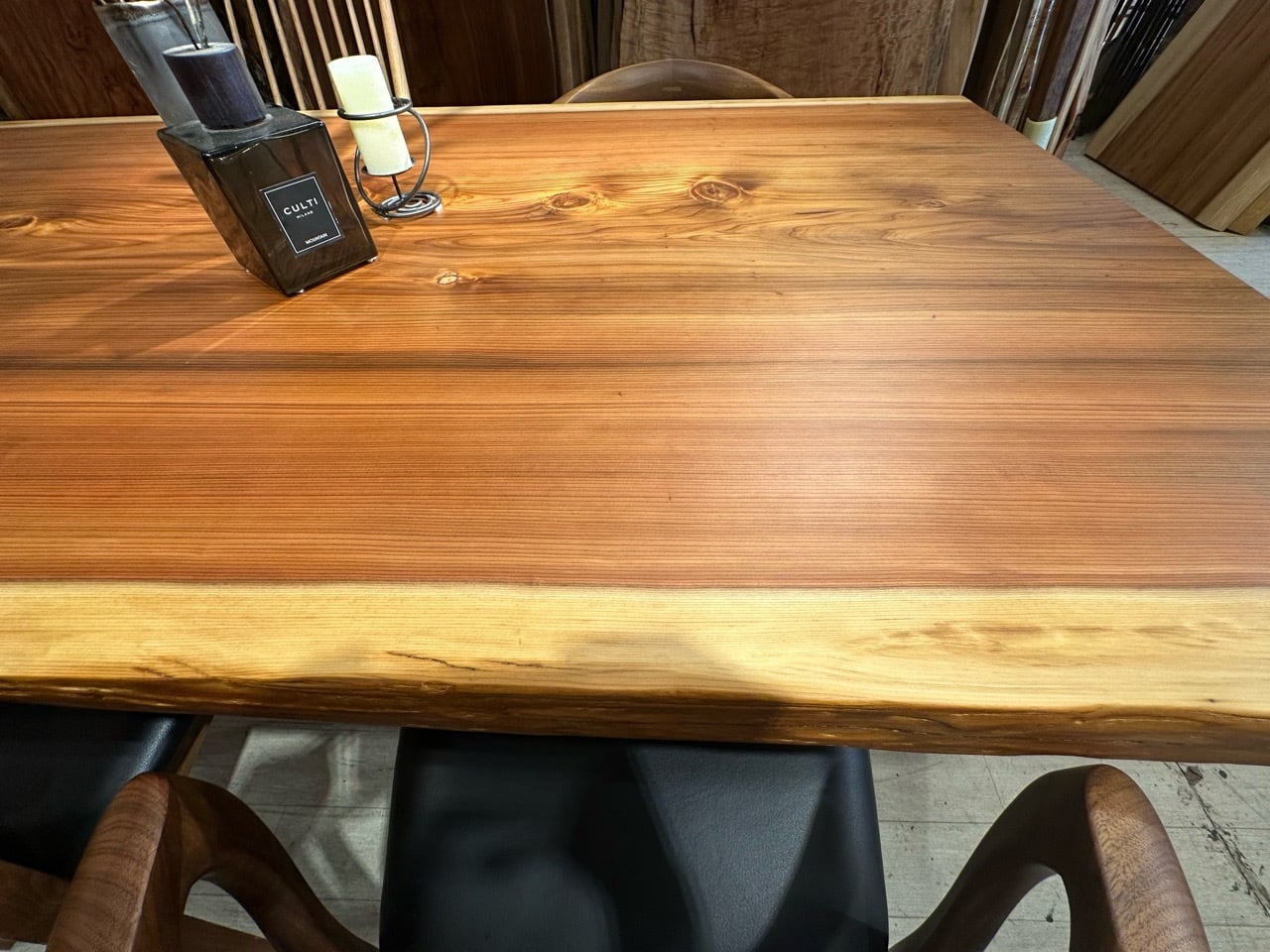 秋田杉（アキタスギ）_1800×1010-1030-1040×53_横浜元町店_