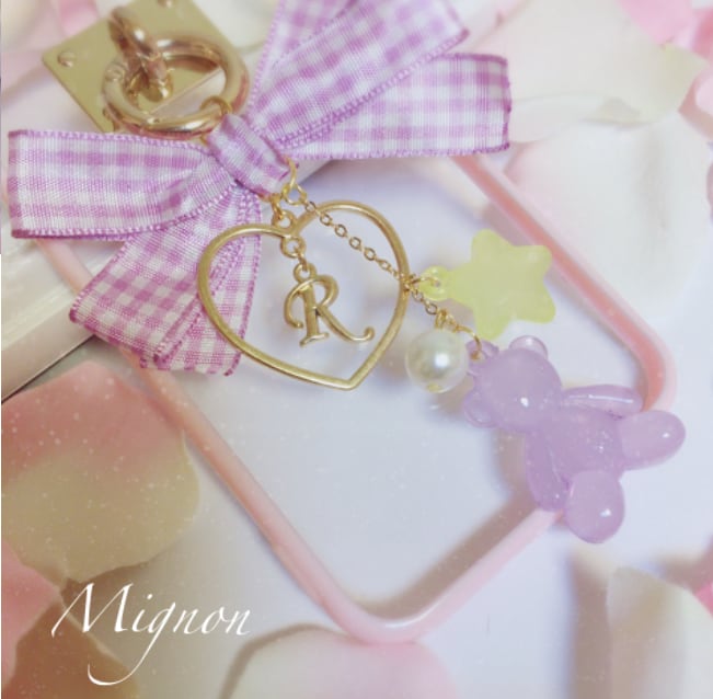 ゆめかわ Iphoneケース イニシャル ハンドメイド リボン Mignon