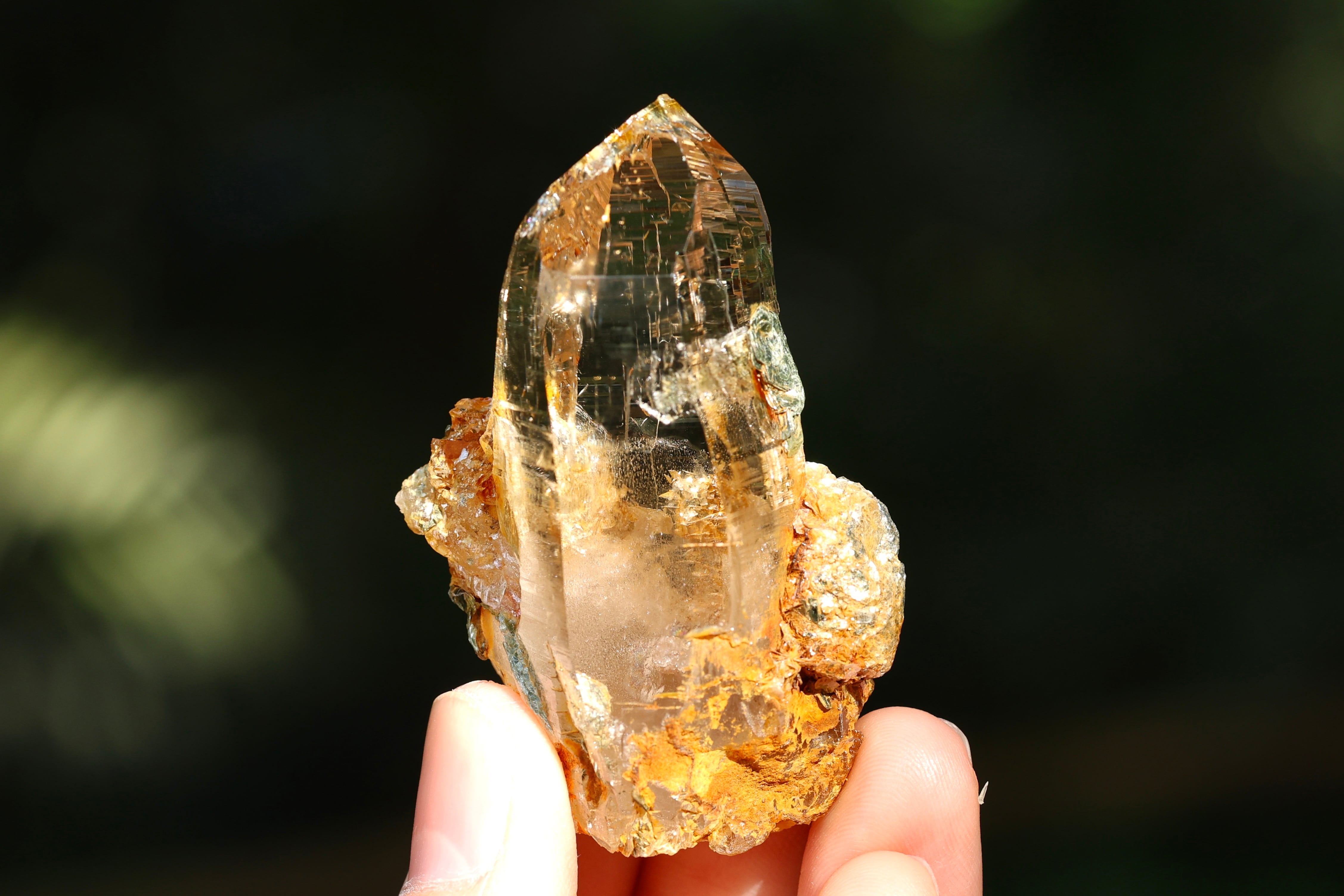 ヒマラヤ水晶 ガネーシュヒマール産 | 石垣島の夜光貝アクセサリーと