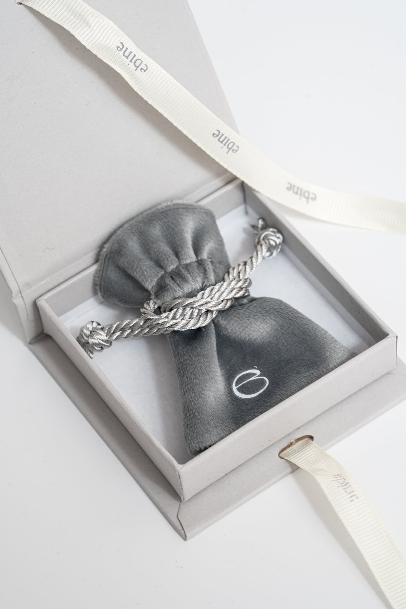 Giftbox & Shopper | ebine(エビネ)|金属アレルギー対応アクセサリー