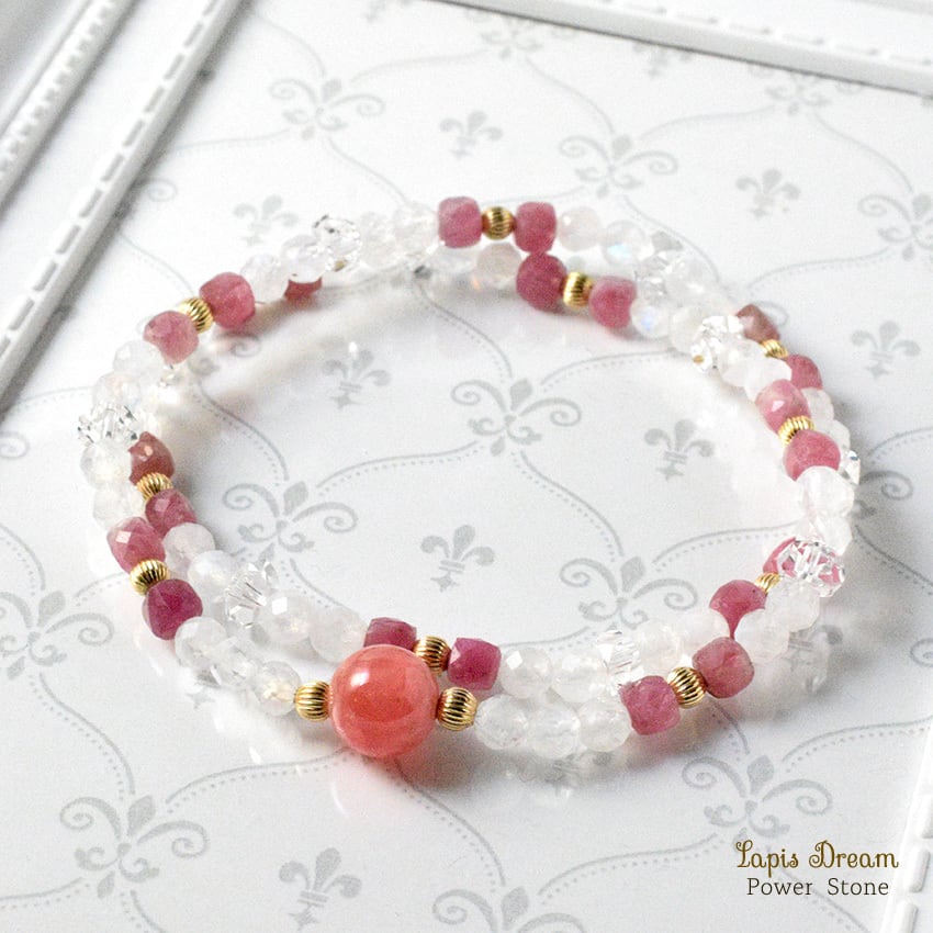 愛と癒しがそっと寄り添う幸運のお守り | インカローズ、レインボームーンストーンのパワーストーン ブレスレット