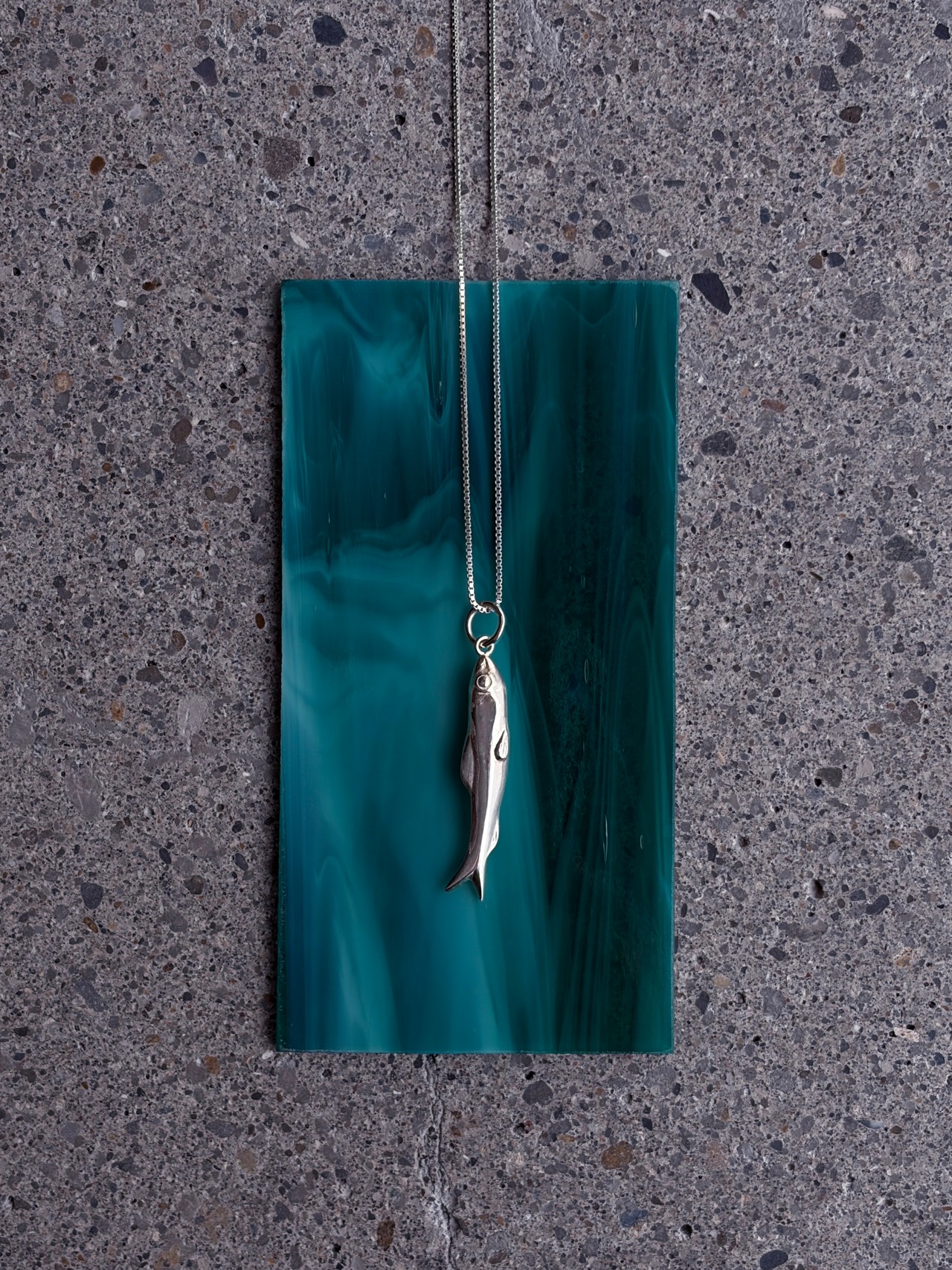 Jelly Fish／ BABY ANCHOVY NECKLACE