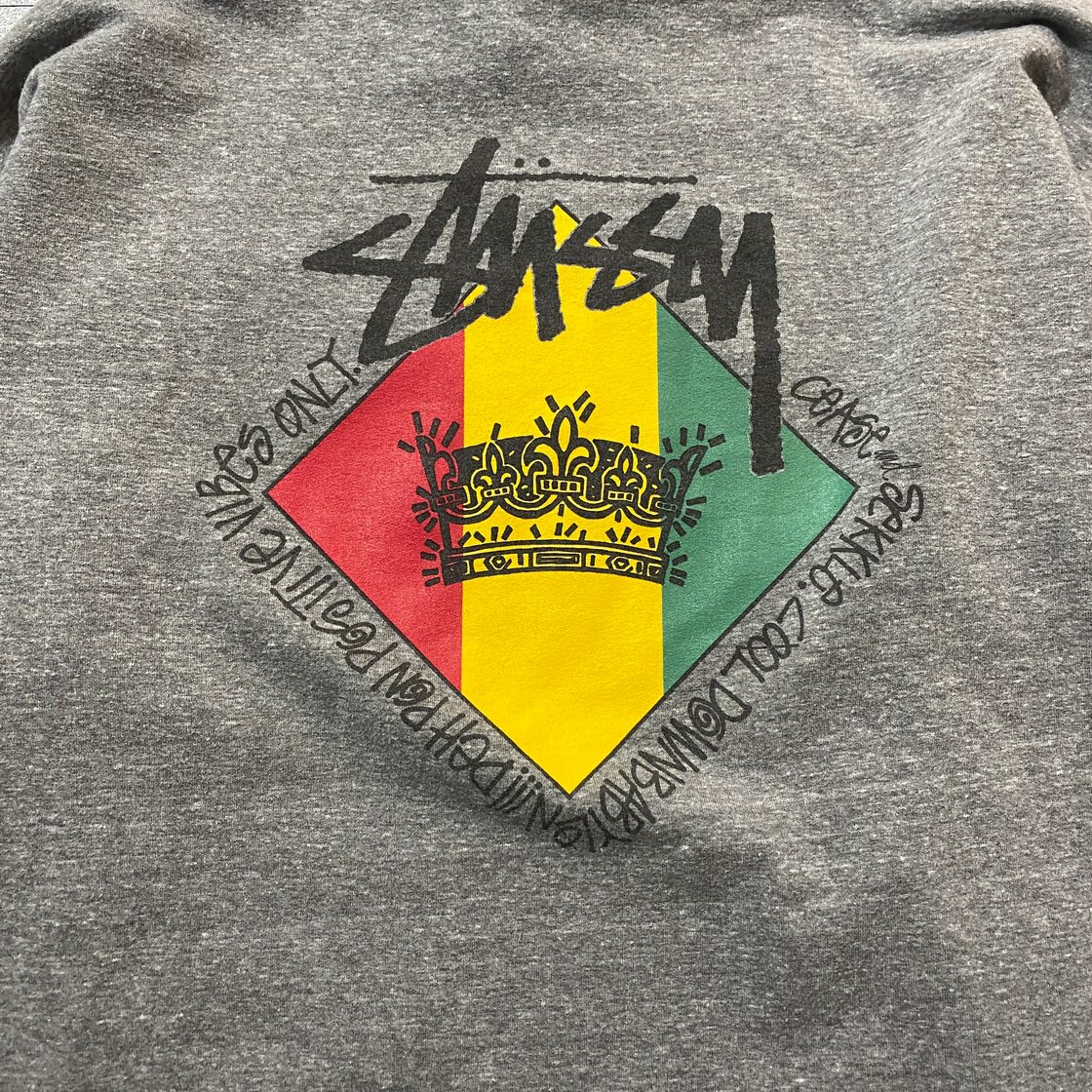 stussy ステューシー ラスタカラー クラウン バックプリント 