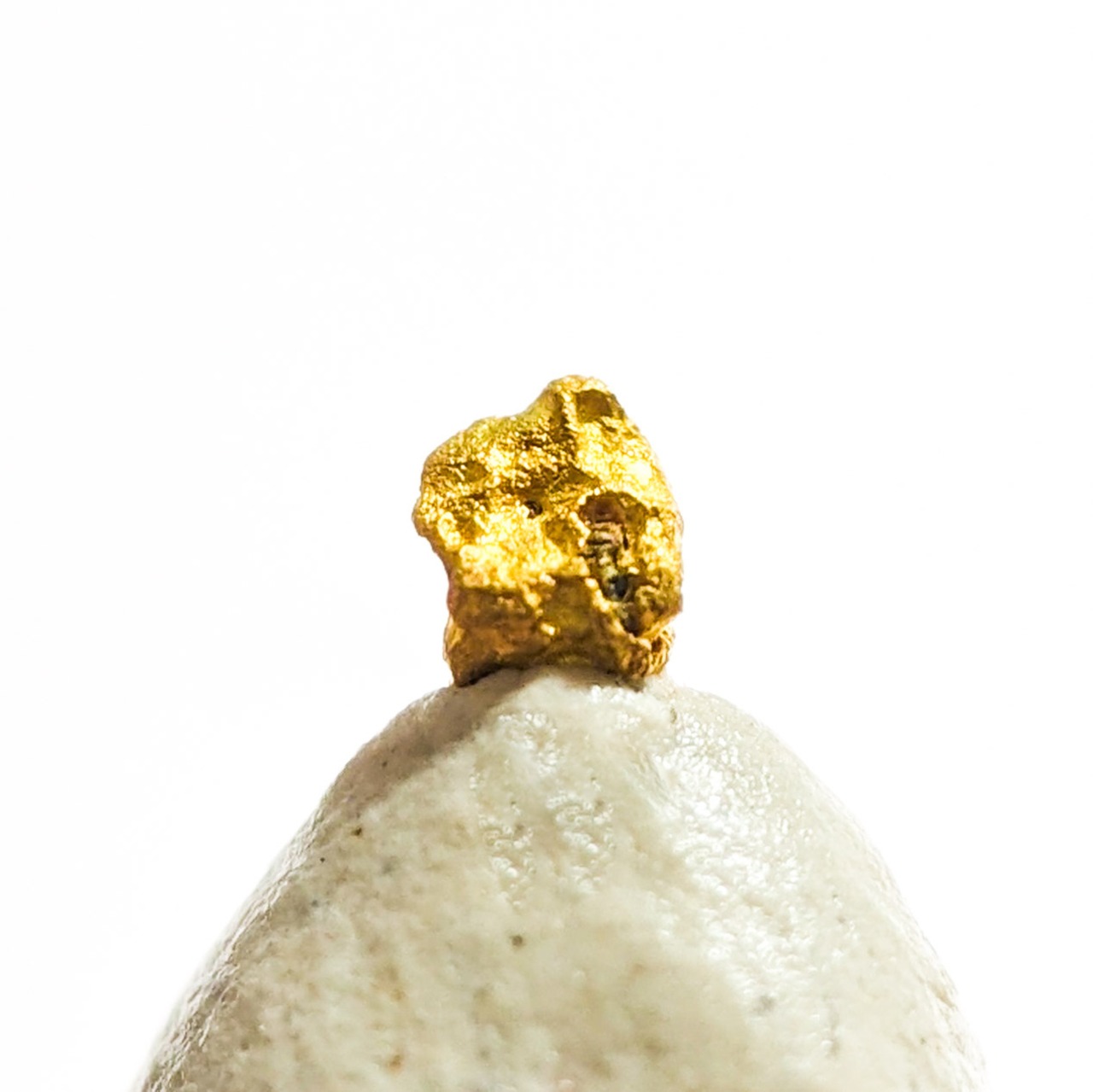 【1255】 自然金 アメリカ/アリゾナ産 0.07ct