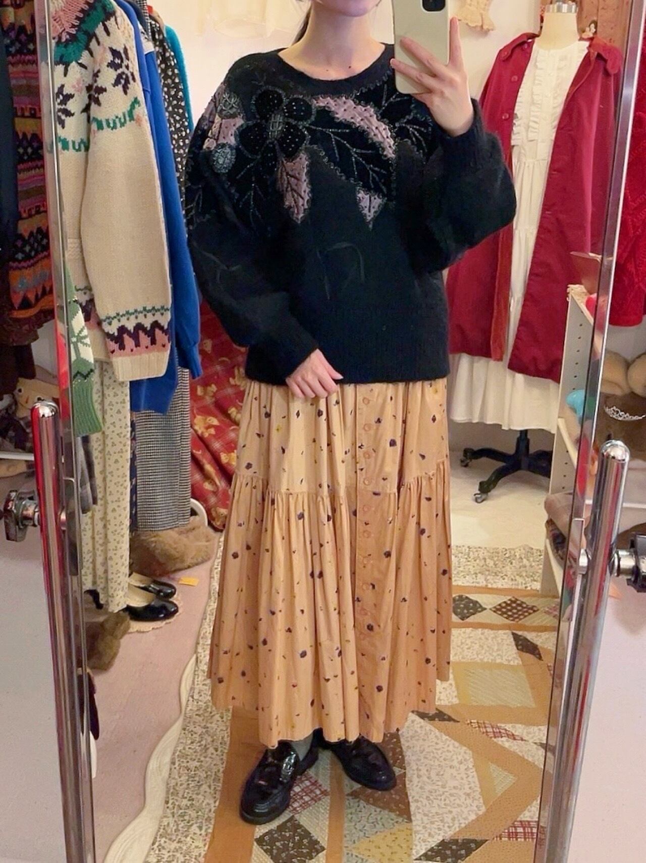 beads flower black dolman sweater