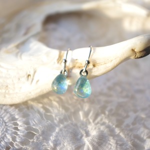 【シーグラス】 Mermaid Teardrops〈シルバー〉イヤリング／ピアス