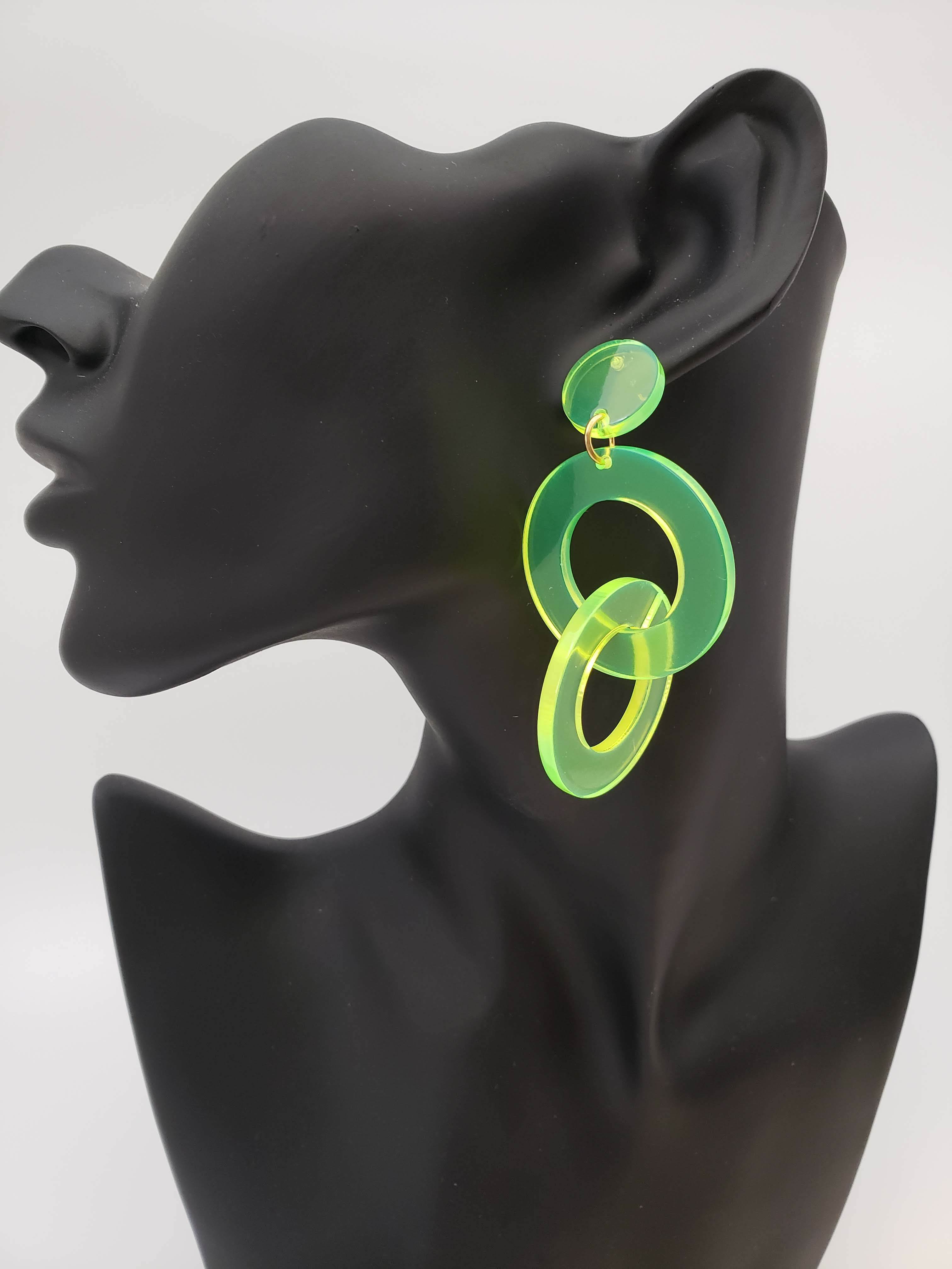 ダブルラウンドピアス ネオンイエロー 蛍光 ネオンカラー