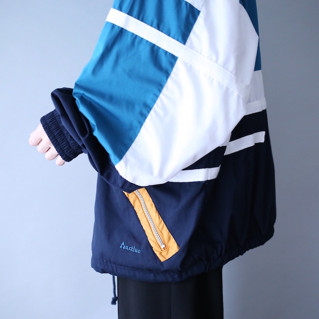 good coloring switch gimmick design zip-up blouson