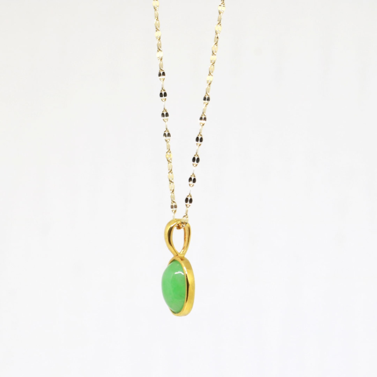 日常使いにgood！K10YG  オーバル翡翠 ペンダント ネックレス A貨翡翠 jd_ne1122