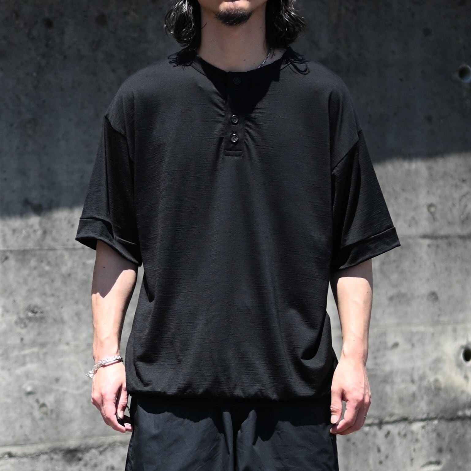 INTERIM / EXTRA FINE MERINO WOOL JERSEY HENRY OVER S/S TEE | GANKO