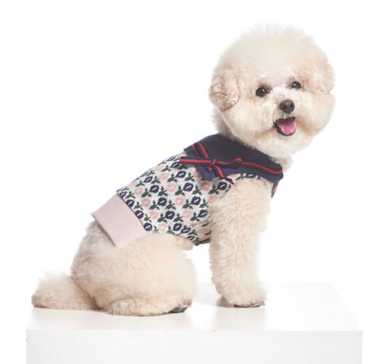 tulip button knit S ~ 2XL  /  犬服 秋冬 新作 可愛い 犬の服 ニット ドッグウェア 花柄 お揃い 袖なし カーディガン ベスト b40