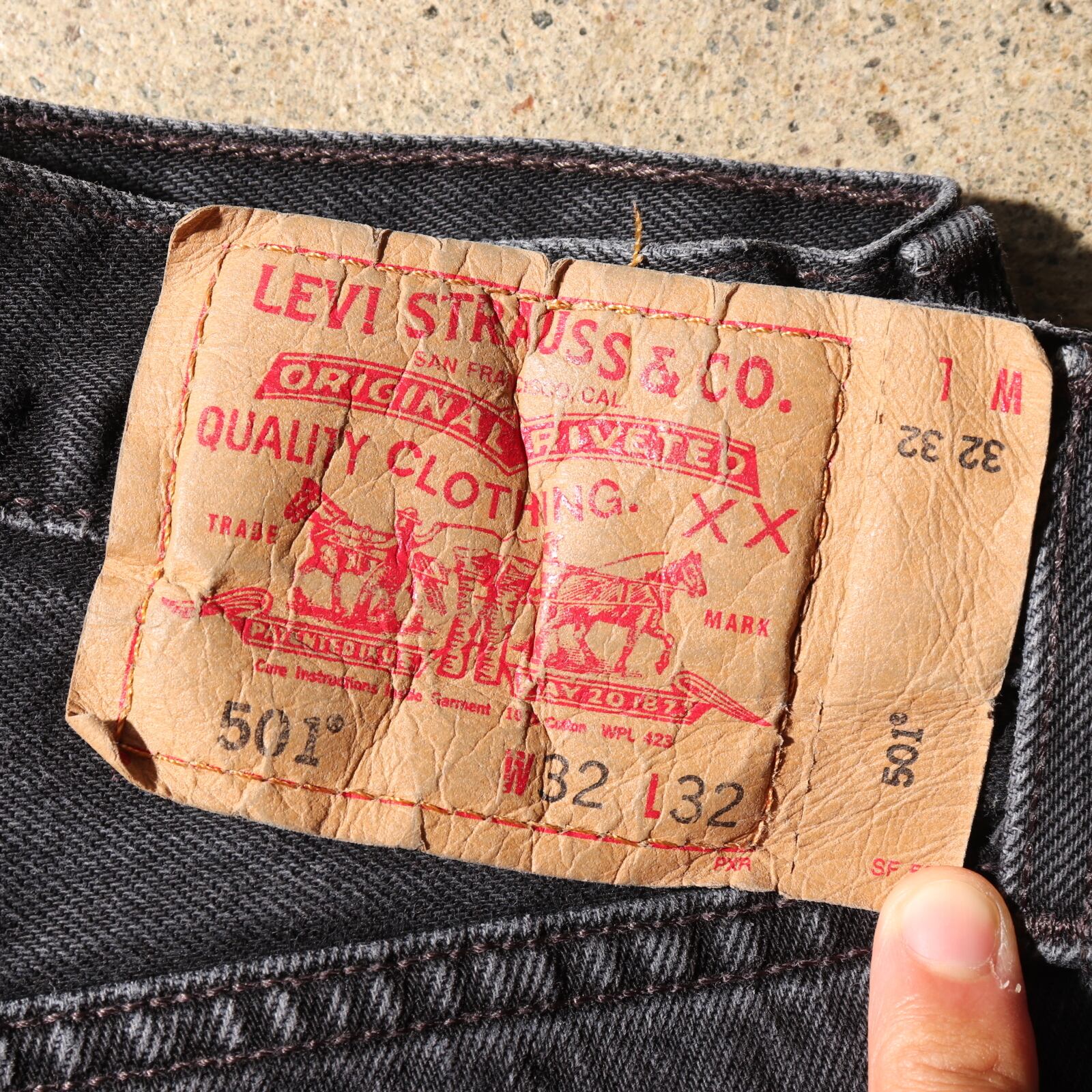 32×32 Levi 