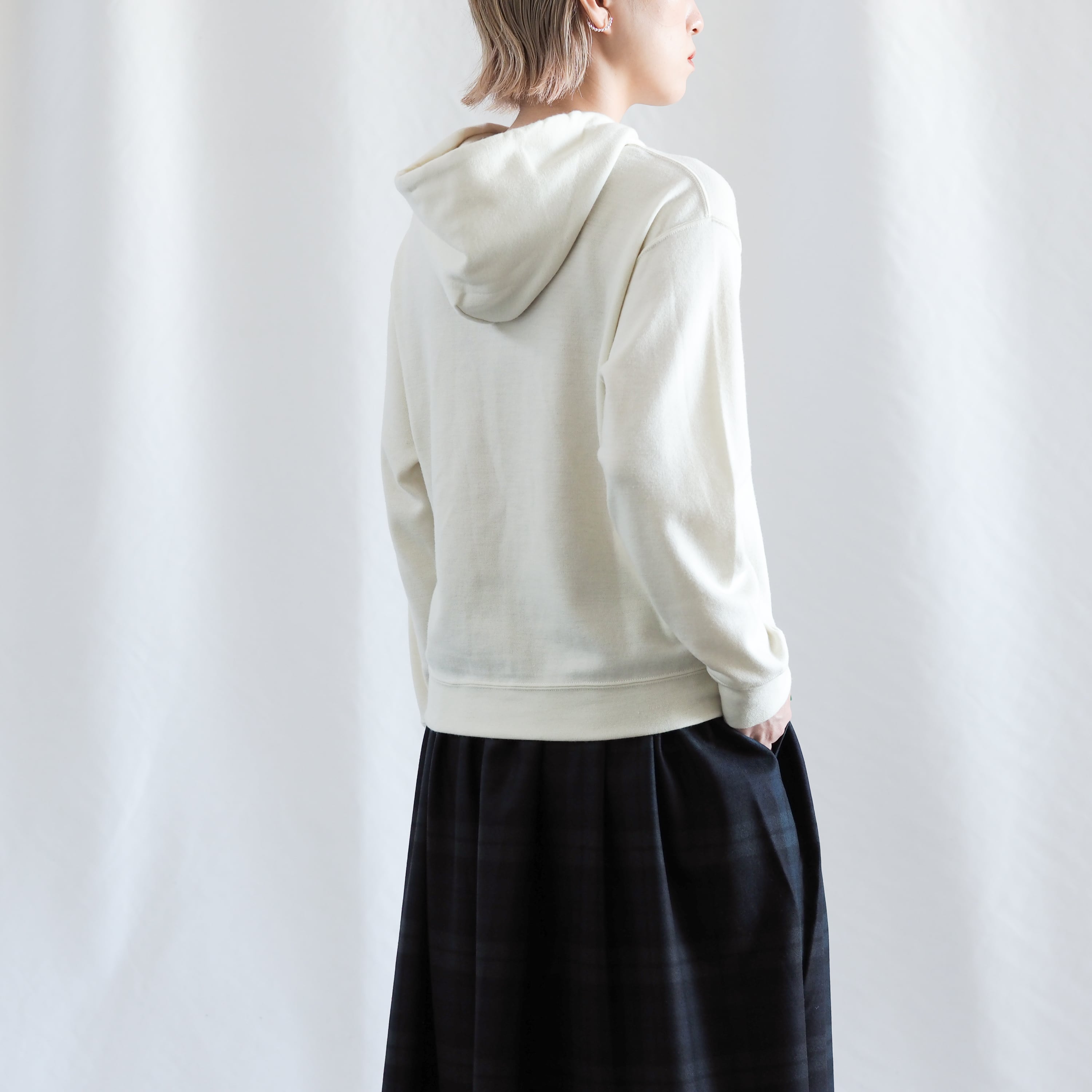 とろけるフード【ひつじ】iti-08 | 糸と色