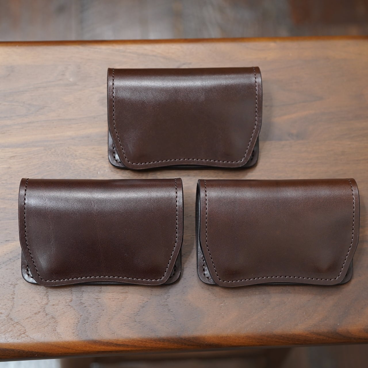 acca bottega Falce ギャルソンミニ財布 サドルプルアップ ダーク