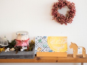 活版印刷カレンダー2021（スタンド付き）＊Mariko Hirai ＊ Photo＆Pastel & Embroidery