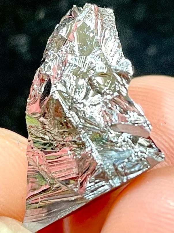 27) 奇跡の高純度!国産「テラヘルツ」原石・究極バージョン(中)