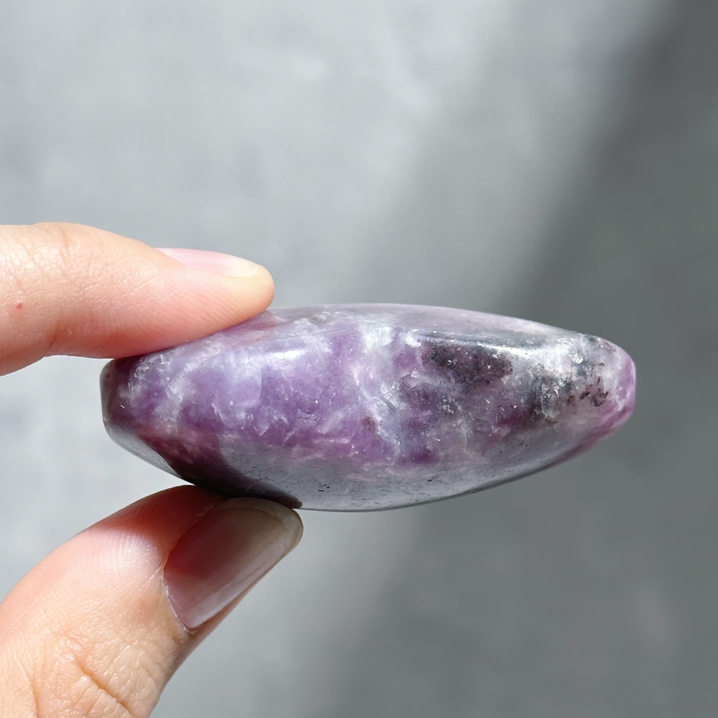 ジェムレピドライト Amazon.co.jp: 天然レピドライト クリスタル ポイント レア ジェム