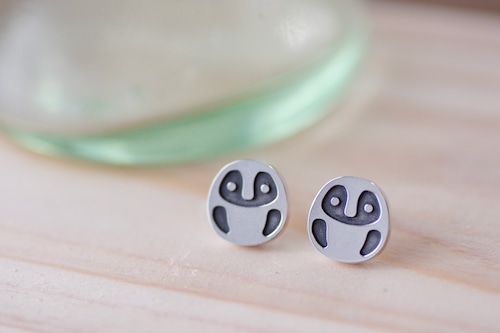 【ORDER】daruma pierced earring SV925 <baby emperor penguin> / だるまピアス ＜皇帝ペンギン＞