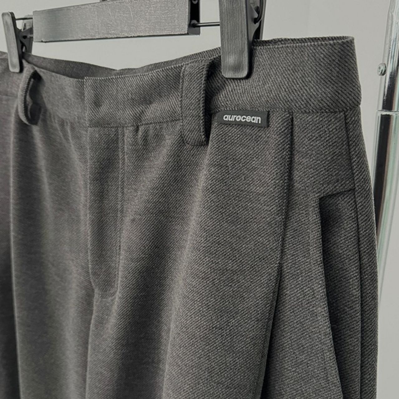 ビッグシルエット立体プリーツパンツ　1049