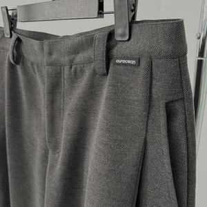 ビッグシルエット立体プリーツパンツ　1049