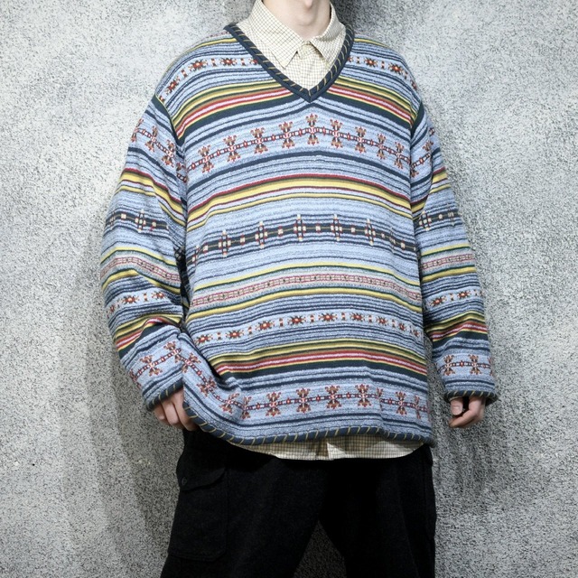 design roll neck knit