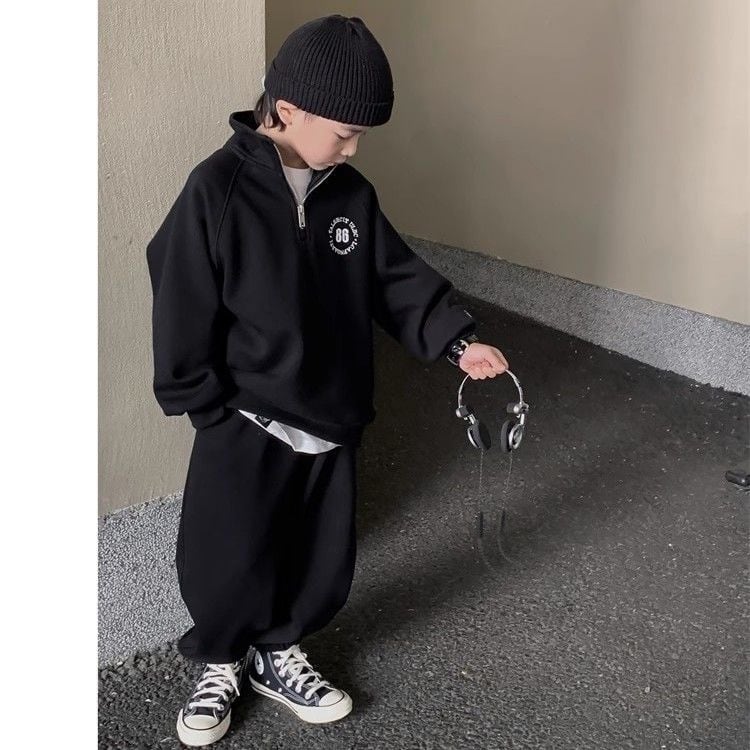 キッズ　男の子　春秋冬服 65点セット 100cm　まとめ売り Saturday 100-160cm キッズセットアップ 裏起毛トレーナー上下セット