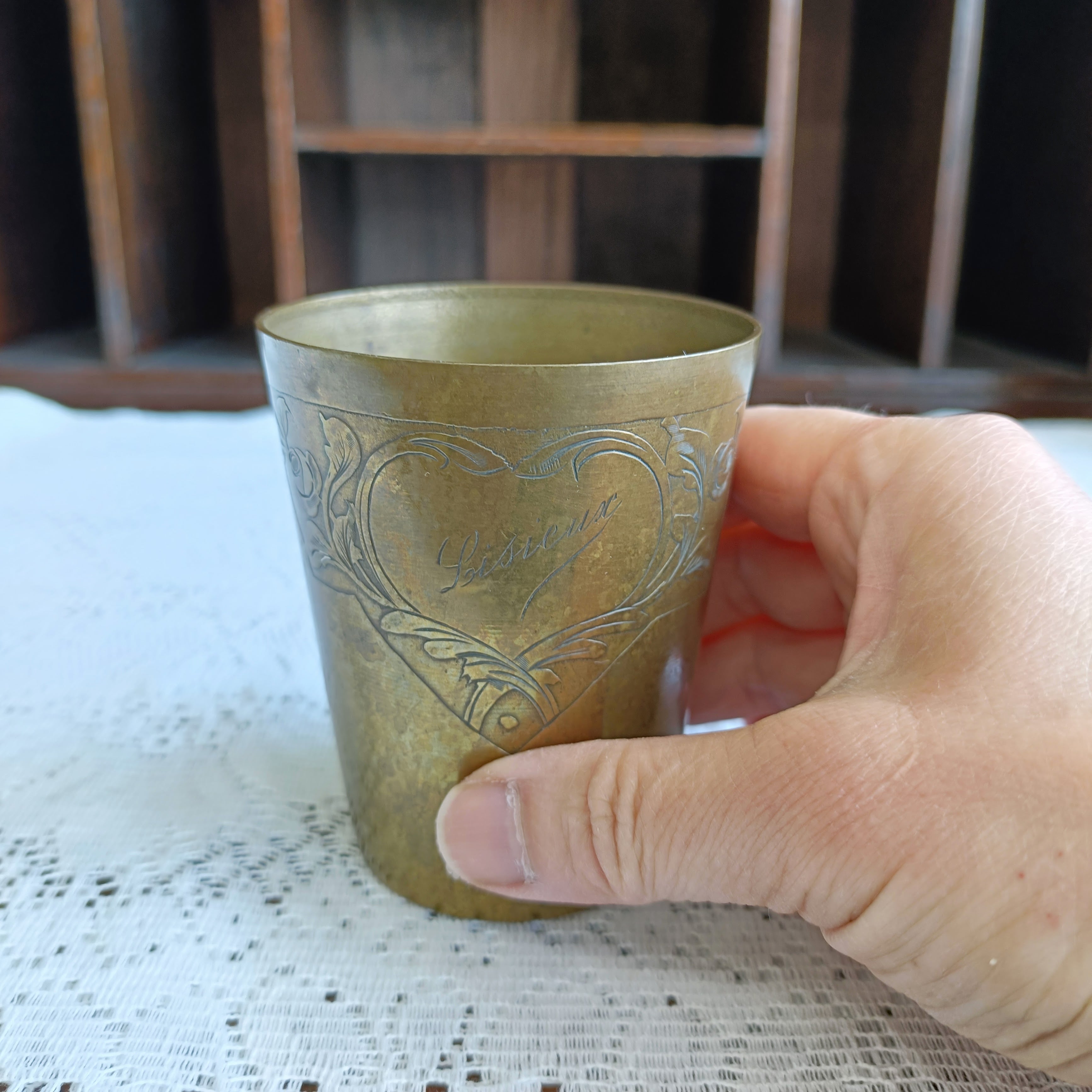 コップ カップ ブラス 真鍮 ハート＆薔薇モチーフ 容器 アンティーク