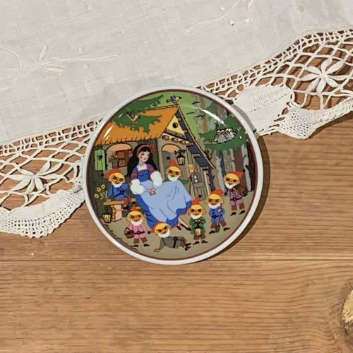 グリム童話 Schneewittchen  白雪姫　小皿　 Barbara Furstenhofer   ビンテージ 飾り皿