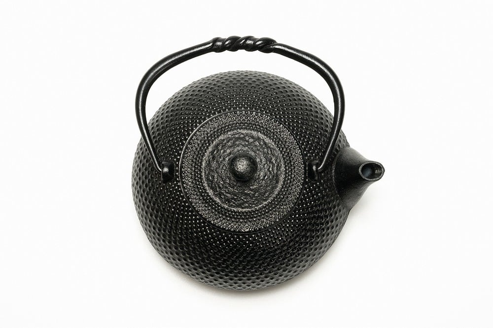 受注生産品)南部鉄器 鉄瓶 小あられ 0.5L | 1848年創業 南部鉄器工房及