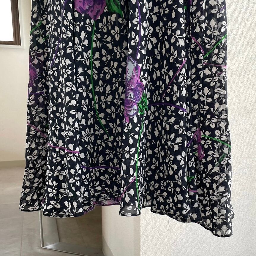 flower onepiece ｜ 花柄 オケージョン ワンピース 紫 長袖 モノトーン