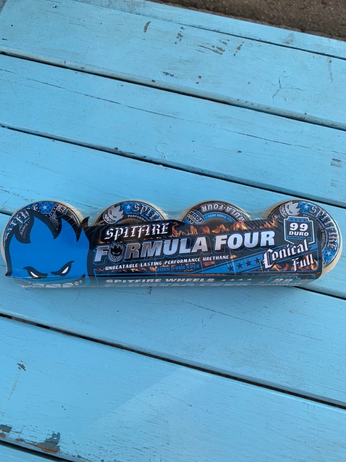 Spitfire フォーマル4コニカル 54mm99a ウィール定価9130 Spitfire