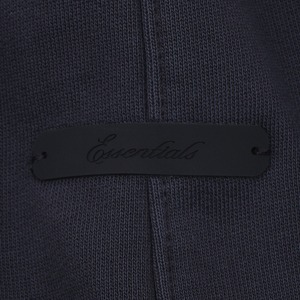 【ESSENTIALS】TRAINING CLASSIC FIT SHORT