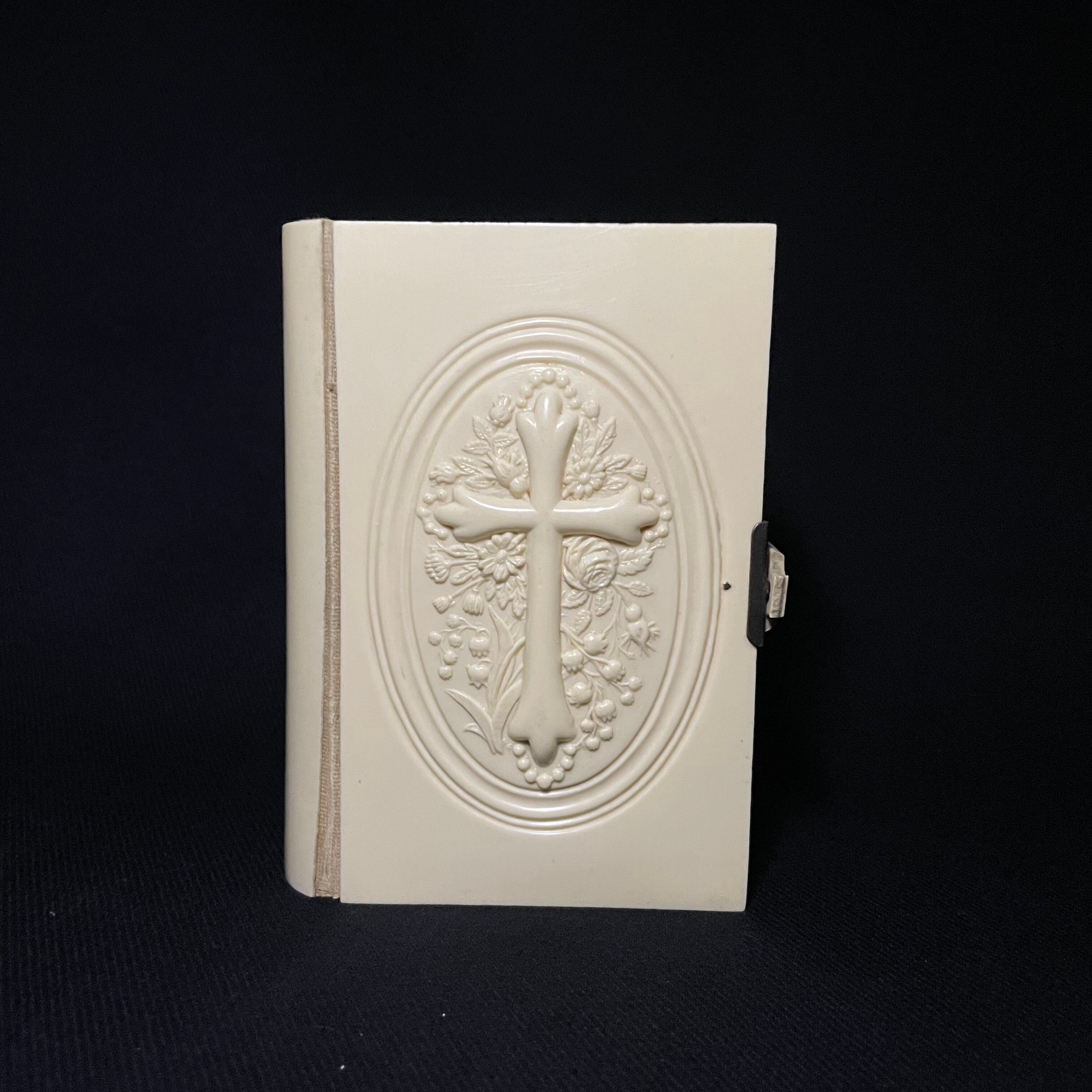 フランス アンティーク 祈祷書 missel 古書 フランスアンティーク 革表紙の祈祷書（ MISSEL ミゼル ミサ典書