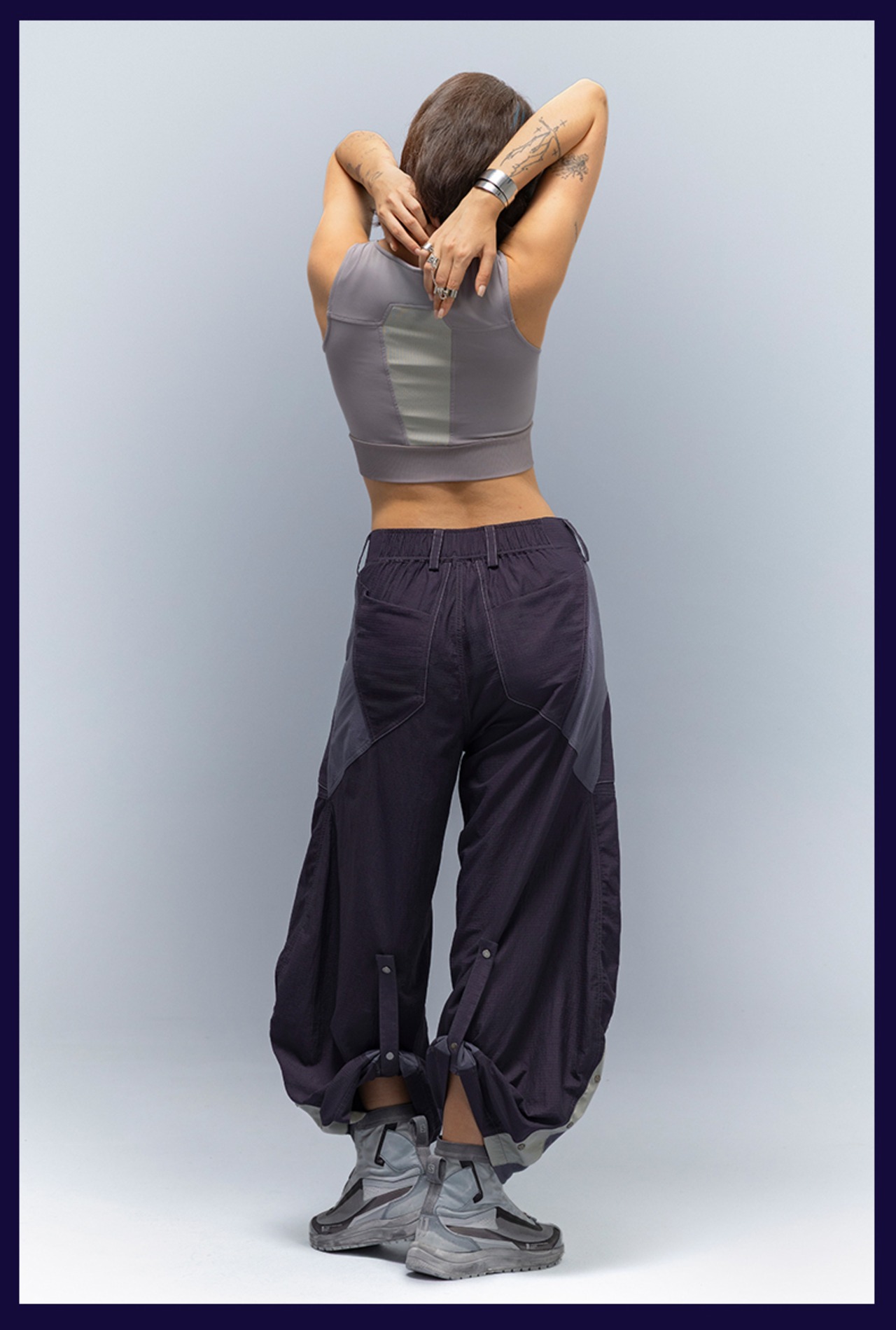 XIPHEVIL ライトウェイトバリアブルパンツ